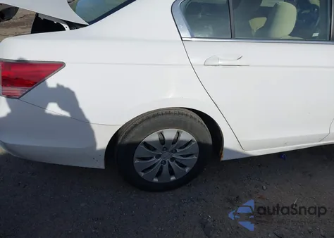 2009 Honda Accord 2.4 Lx z USA, uszkodzony, nr VIN 1HGCP26349A008729